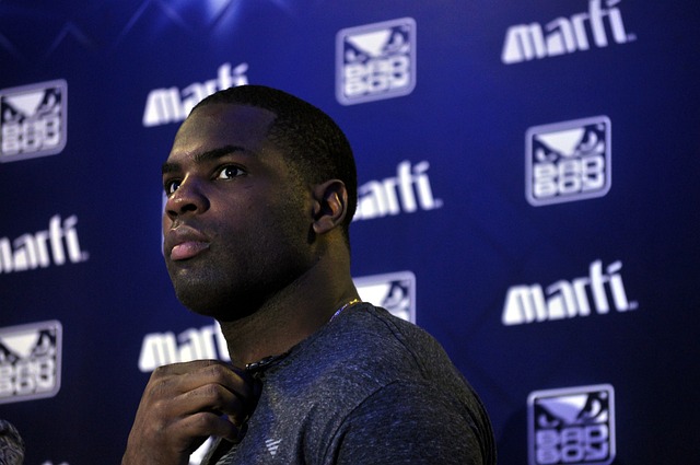 特别是在对 特别是在对